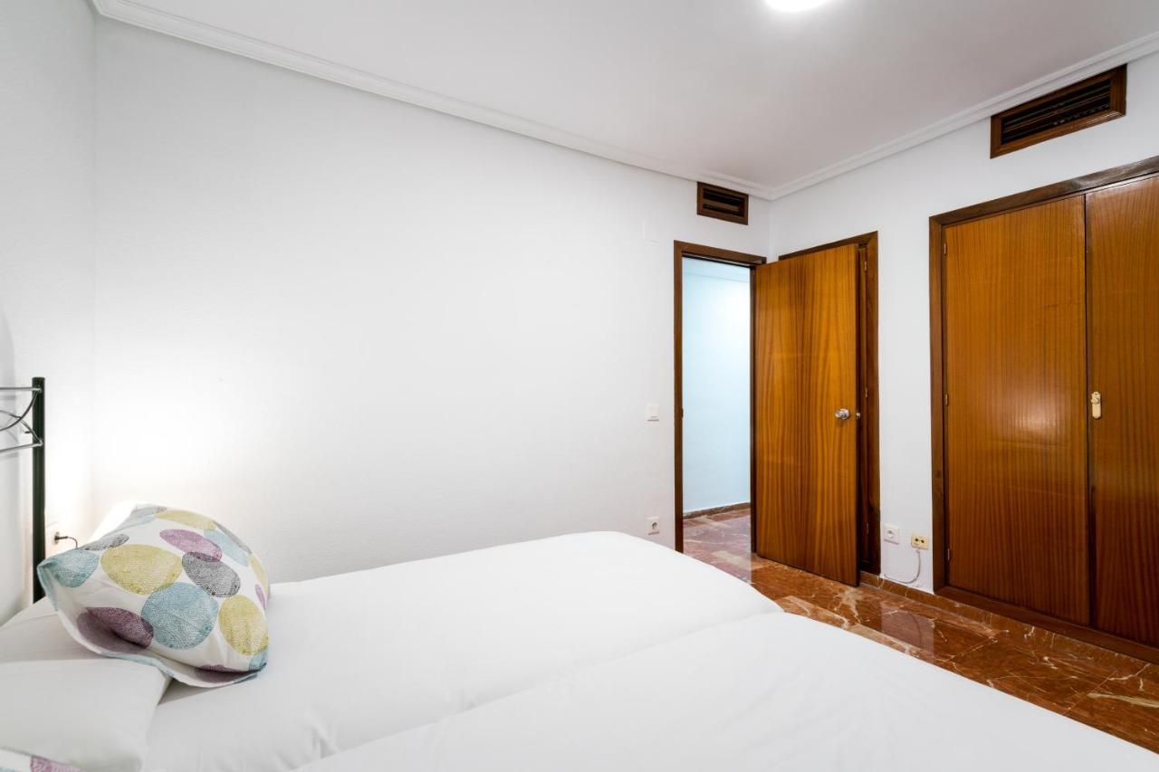 Holi-Rent Estrella Daire Sevilla Dış mekan fotoğraf