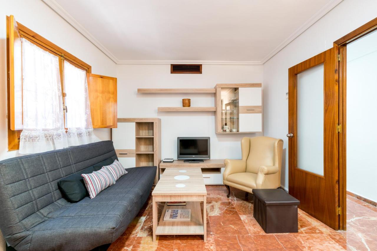 Holi-Rent Estrella Daire Sevilla Dış mekan fotoğraf