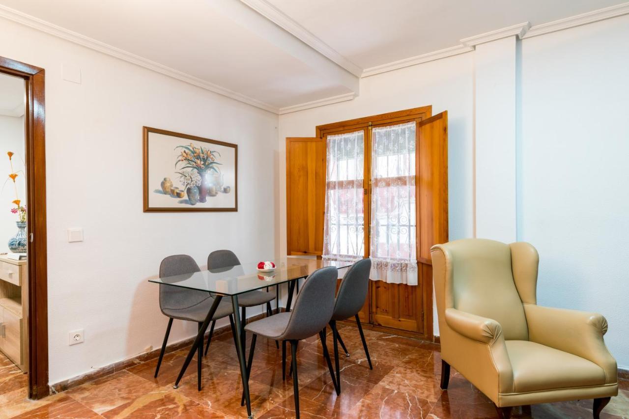 Holi-Rent Estrella Daire Sevilla Dış mekan fotoğraf
