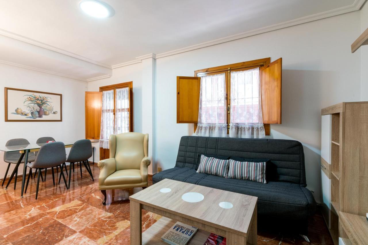 Holi-Rent Estrella Daire Sevilla Dış mekan fotoğraf